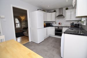 Kitchen/Diner- click for photo gallery